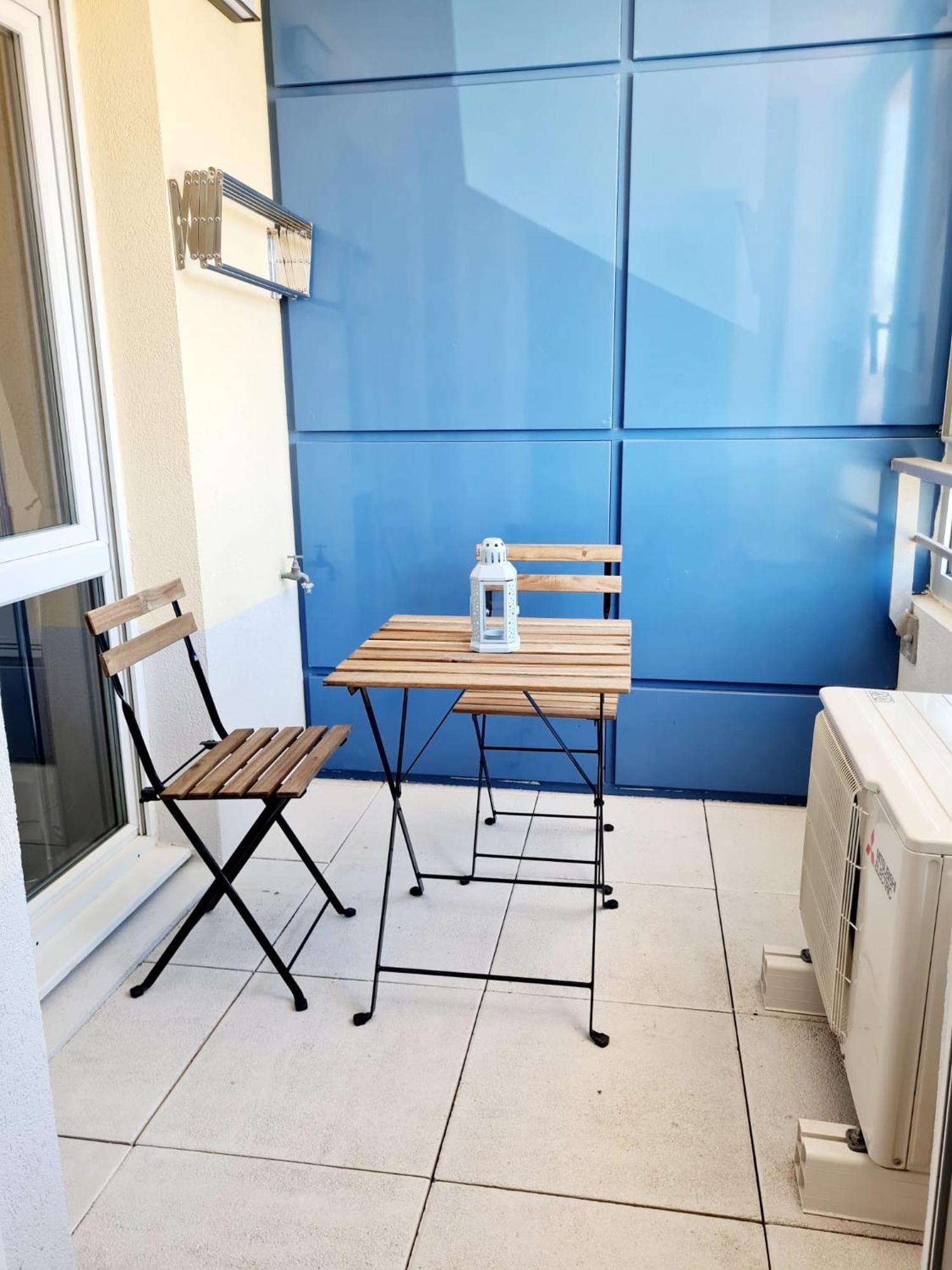 A La Avec Piscine *